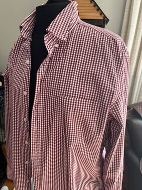 J. Crew Men's Red and White Gingham Button-Down Shirt